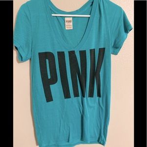 VS Pink V-neck tee